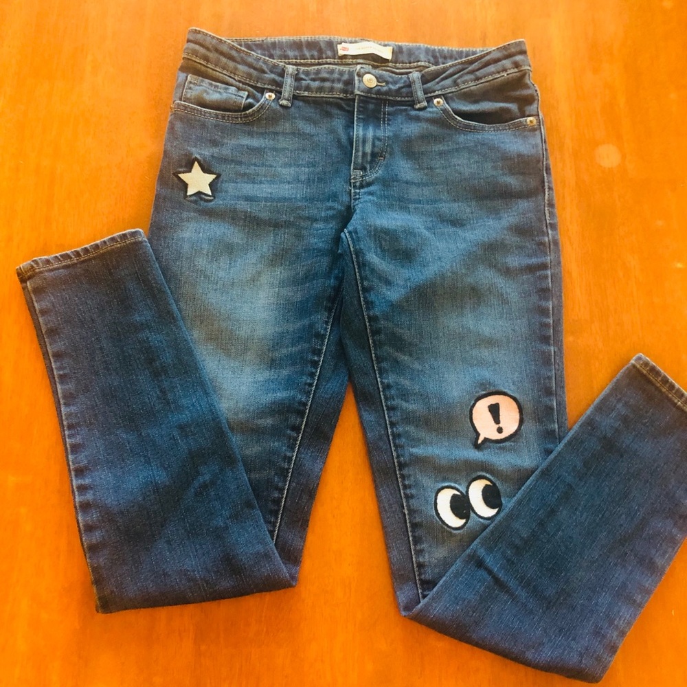 LEVI JEANS